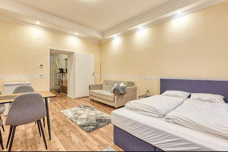 Lovely Airbnb Near Schoenbrunn Apartment Vienna Exterior photo